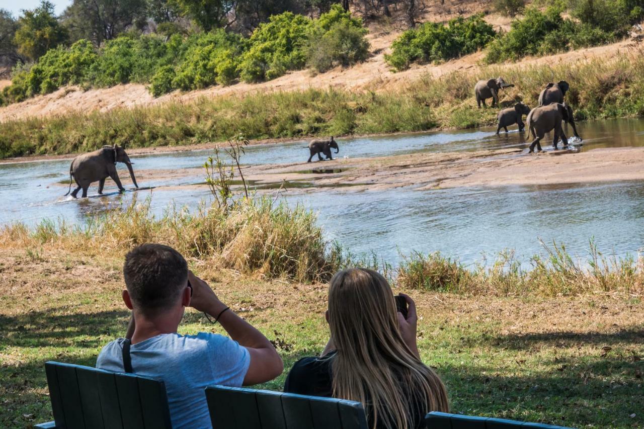 Maninghi Lodge Balule Game Reserve Exterior photo