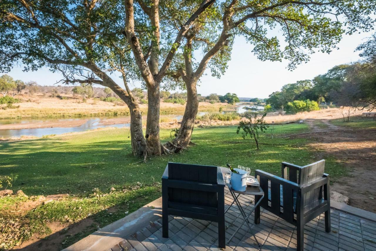 Maninghi Lodge Balule Game Reserve Exterior photo